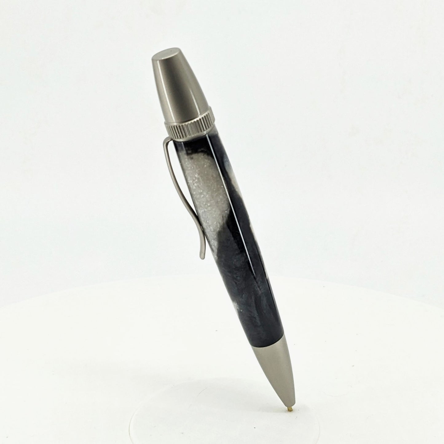 [Shirohebi-Yakuri] 薬理凶室 しろへび先生 襤褸限定ver.ボールペン 黒×白 シルバー(No.2)